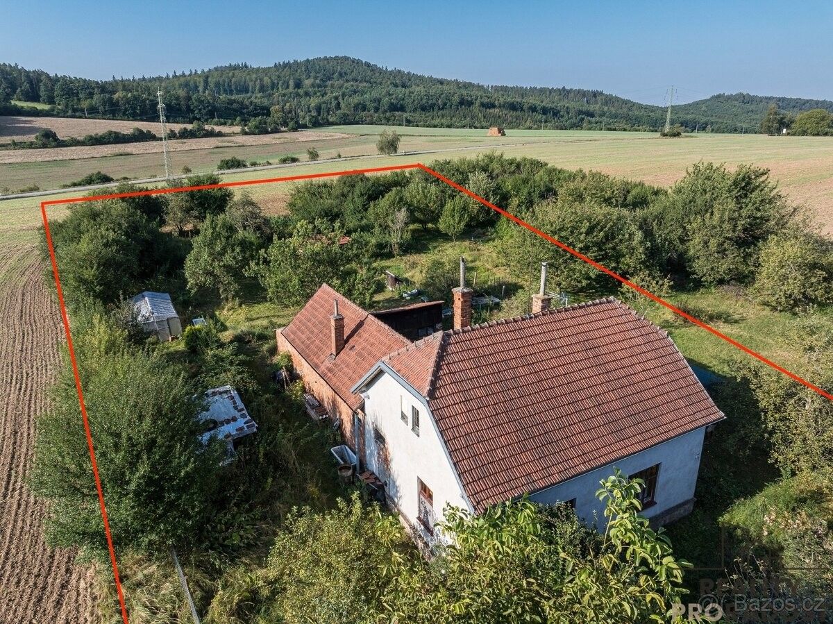 Rodinné domy, Lipůvka, 679 22