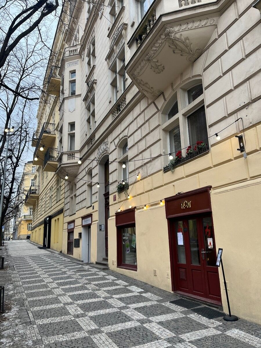 Restaurace, Praha, 120 00