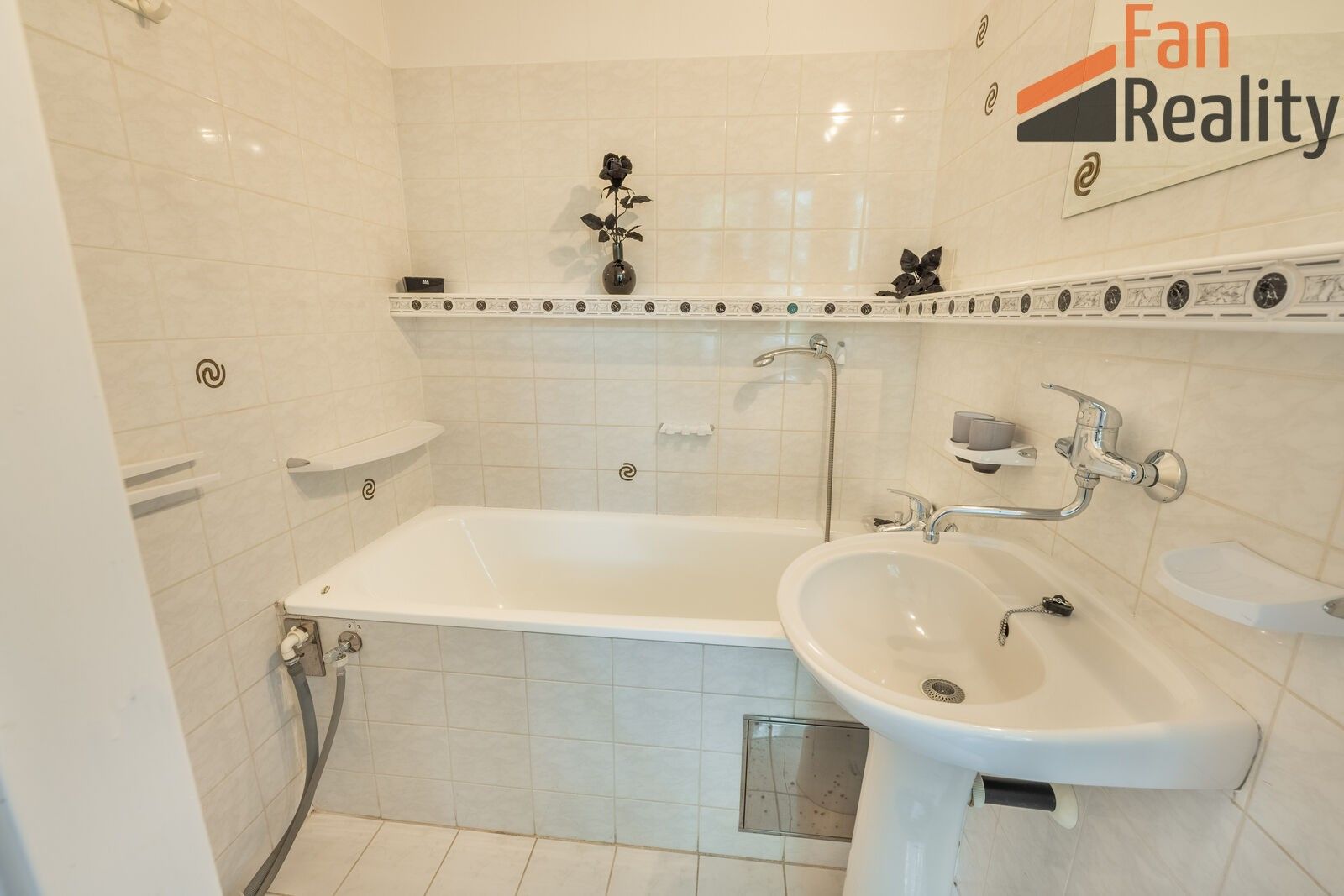 Prodej byt 2+1 - Mezivrší, Praha Braník, 66 m² - 5
