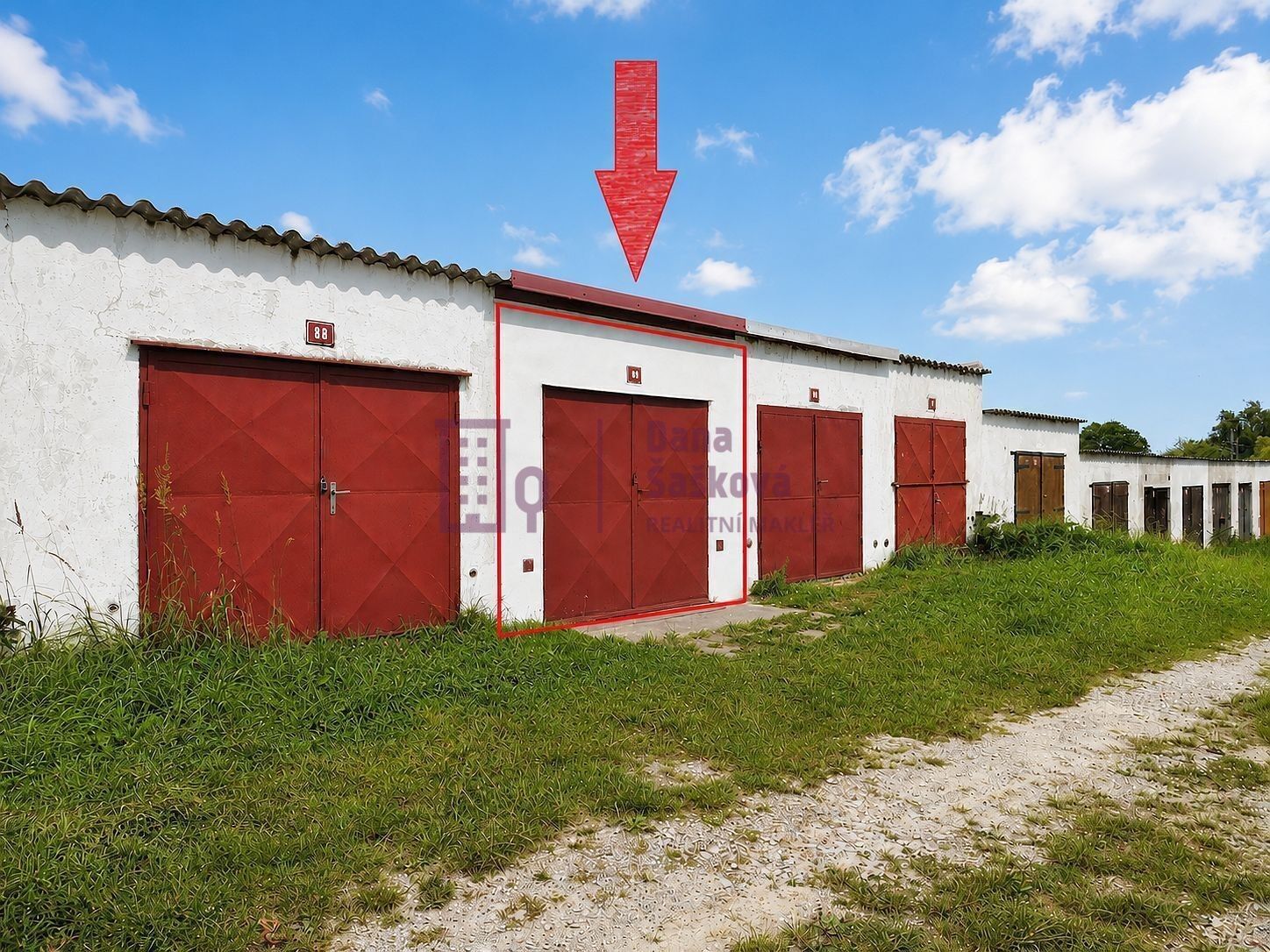 Garáže, Jarošovská 89, Jindřichův Hradec II, 20 m²