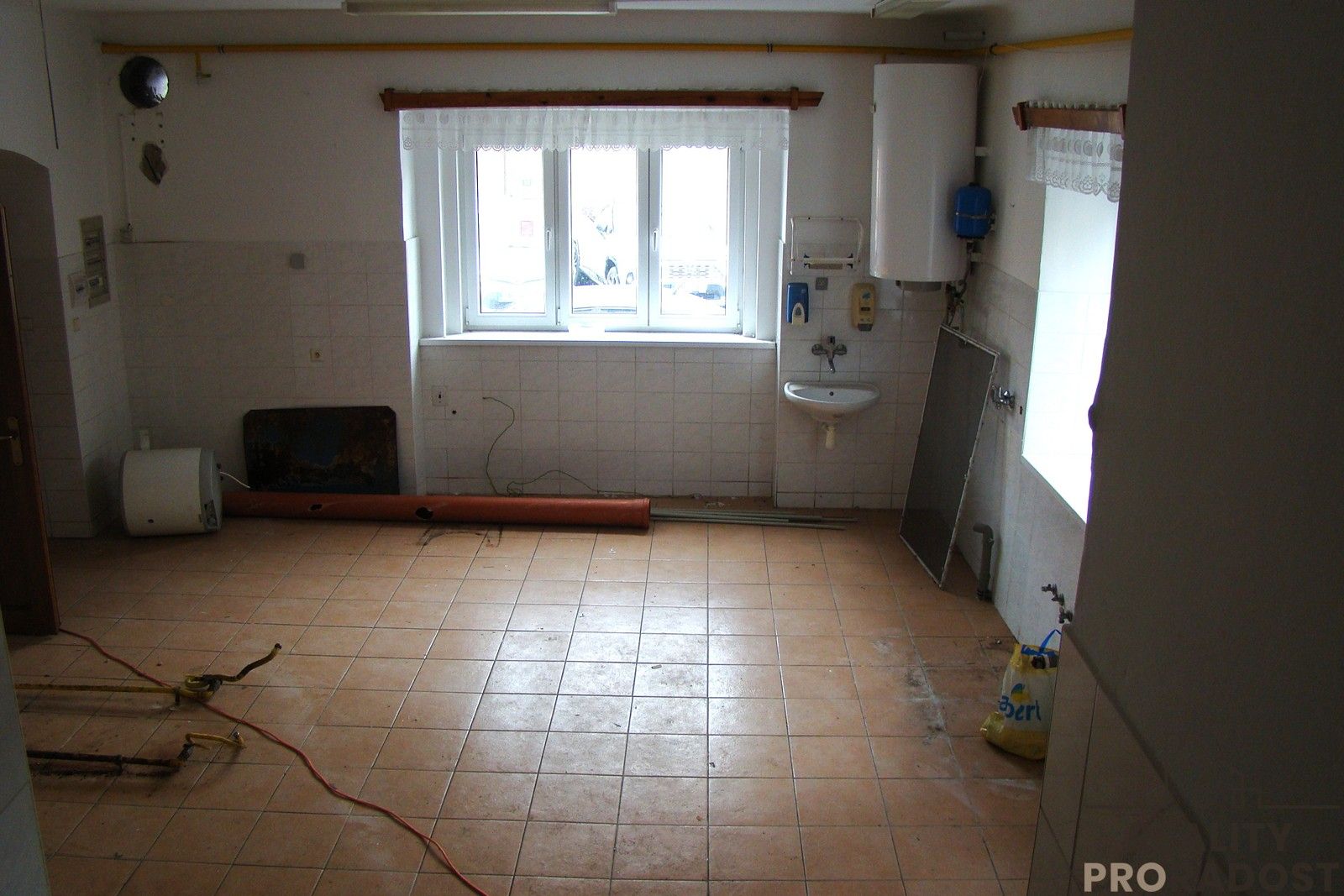 Pronájem komerční - Jiráskova, Smečno, 270 m²