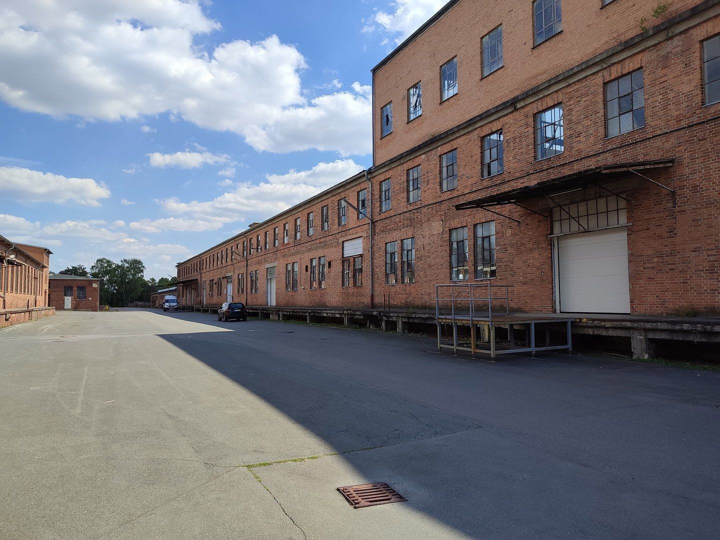 Obchodní prostory · 90 000 m² · Obere Hilgenstock 2-8, , Severní Porýní-Vestfálsko - 3