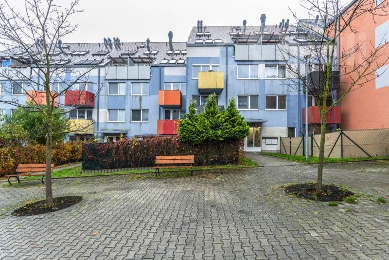 1+kk, Herlíkovická, Praha, 32 m²