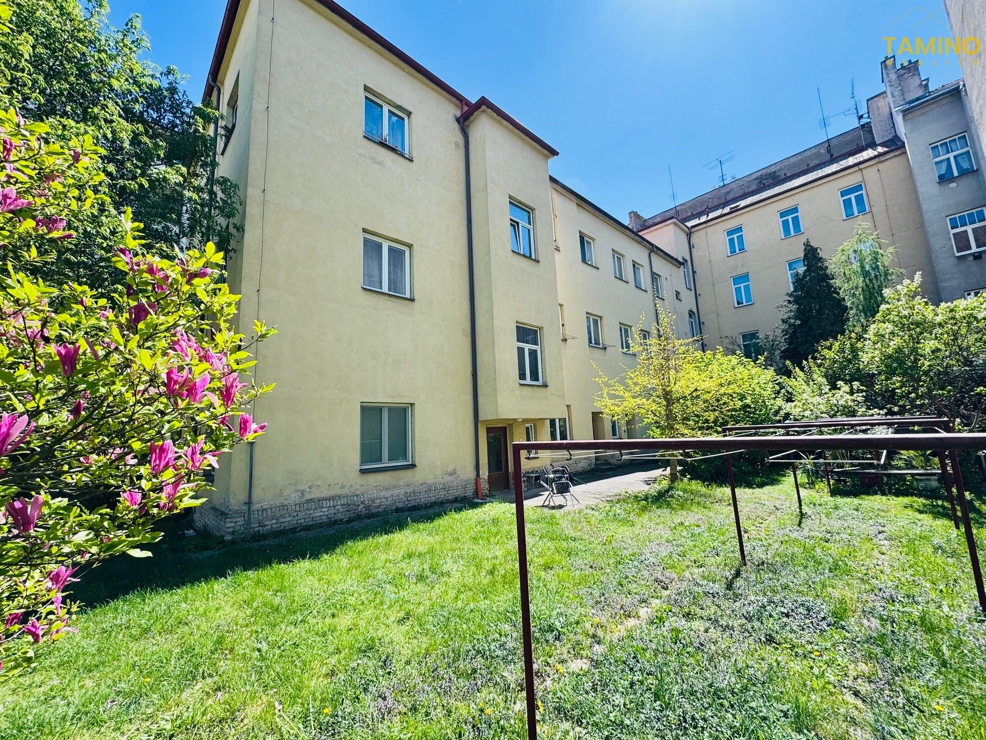 Činžovní dům · 1 100 m² · náměstí Čs. legií, Pardubice Zelené Předměstí - 4