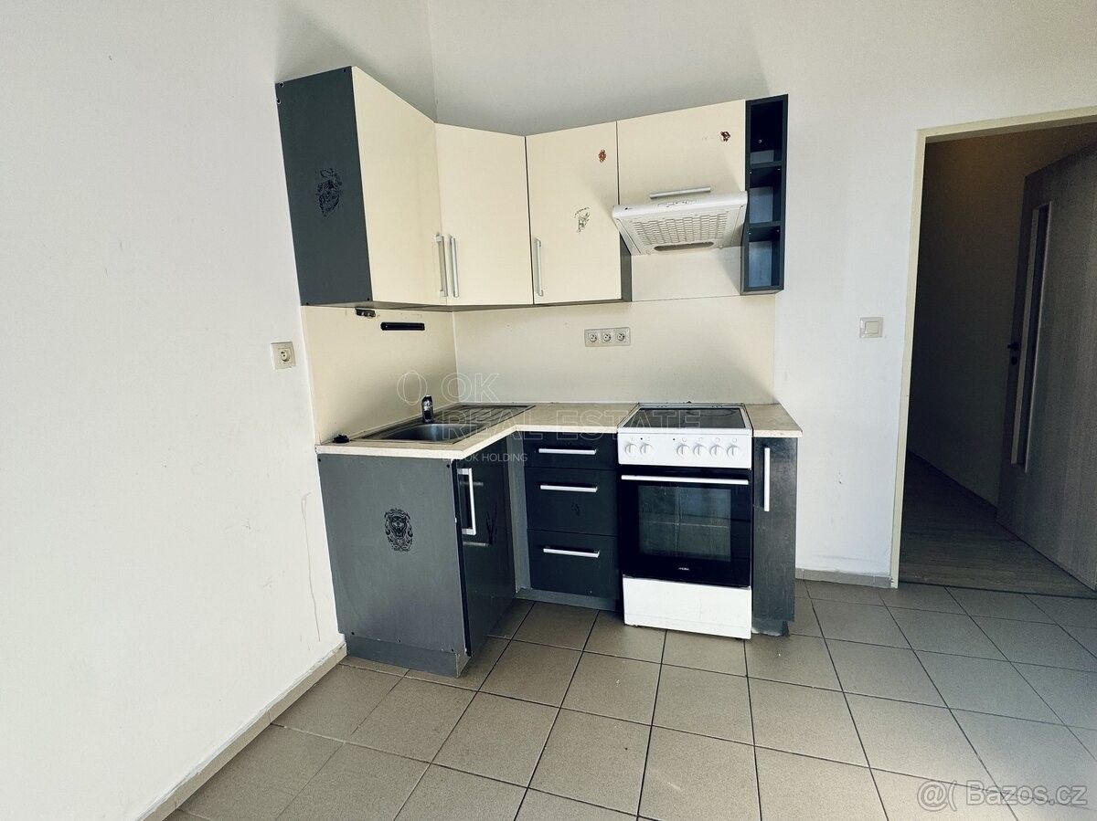 Pronájem byt - Šternberk, 785 01