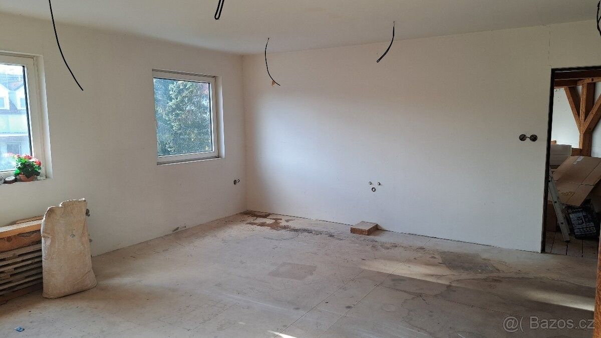 Pronájem sklad - Slušovice, 763 15