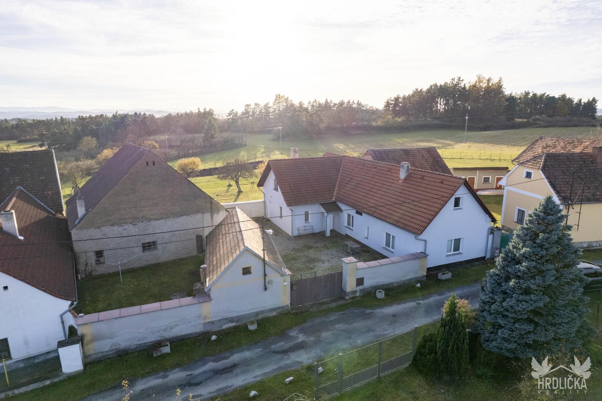 Rodinné domy, Komušín, Horažďovice, 141 m²