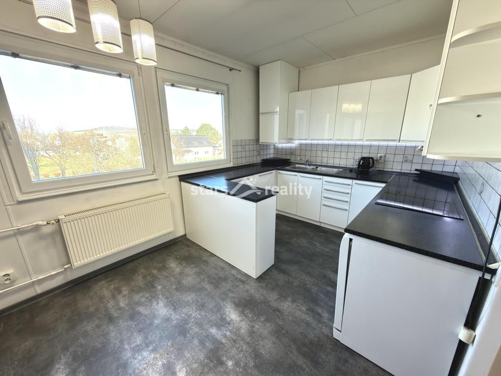 Prodej byt - Úžice u Kralup nad Vltavou, 277 45