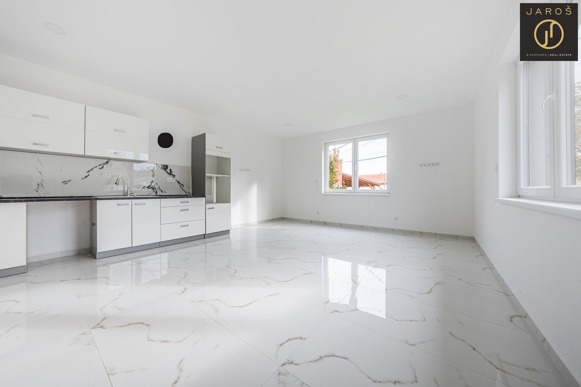 Prodej rodinný dům - Jedomělice, 150 m² - 5