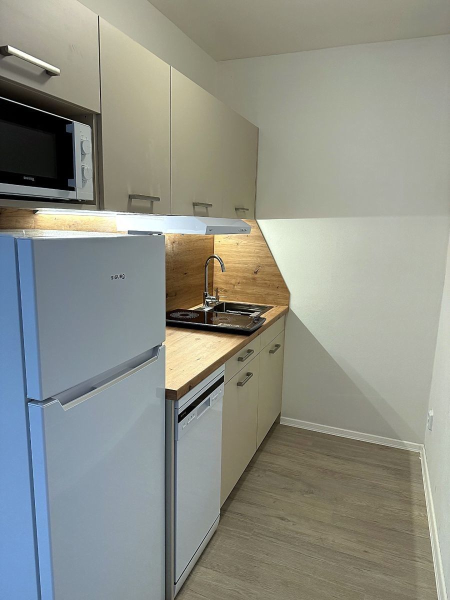 Pronájem byt 1+kk - Na Moklině, Praha - Řepy, 22 m² - 5