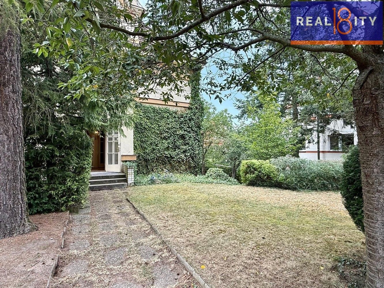 Rodinný dům · 528 m² · Praha - Dejvice, okres Praha 6, Hlavní město Praha - 4