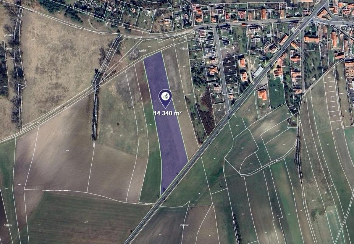 Zemědělský pozemek, 1 490 m²