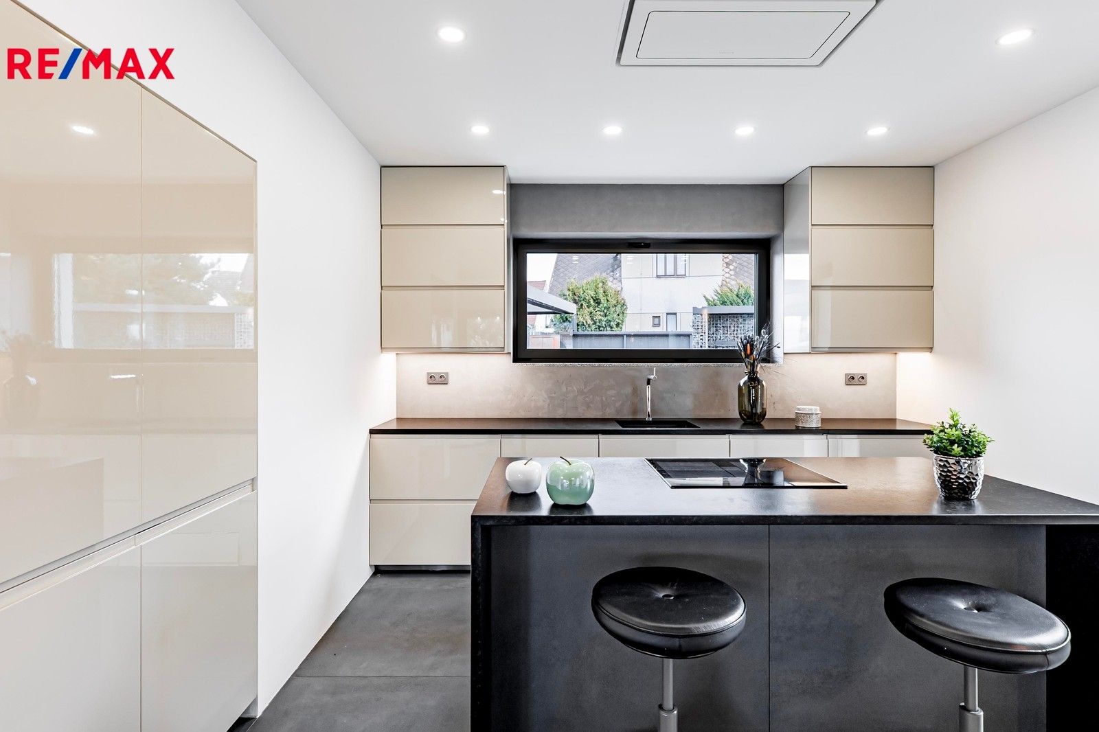 Prodej rodinný dům - Čestlická, Dobřejovice, 141 m²