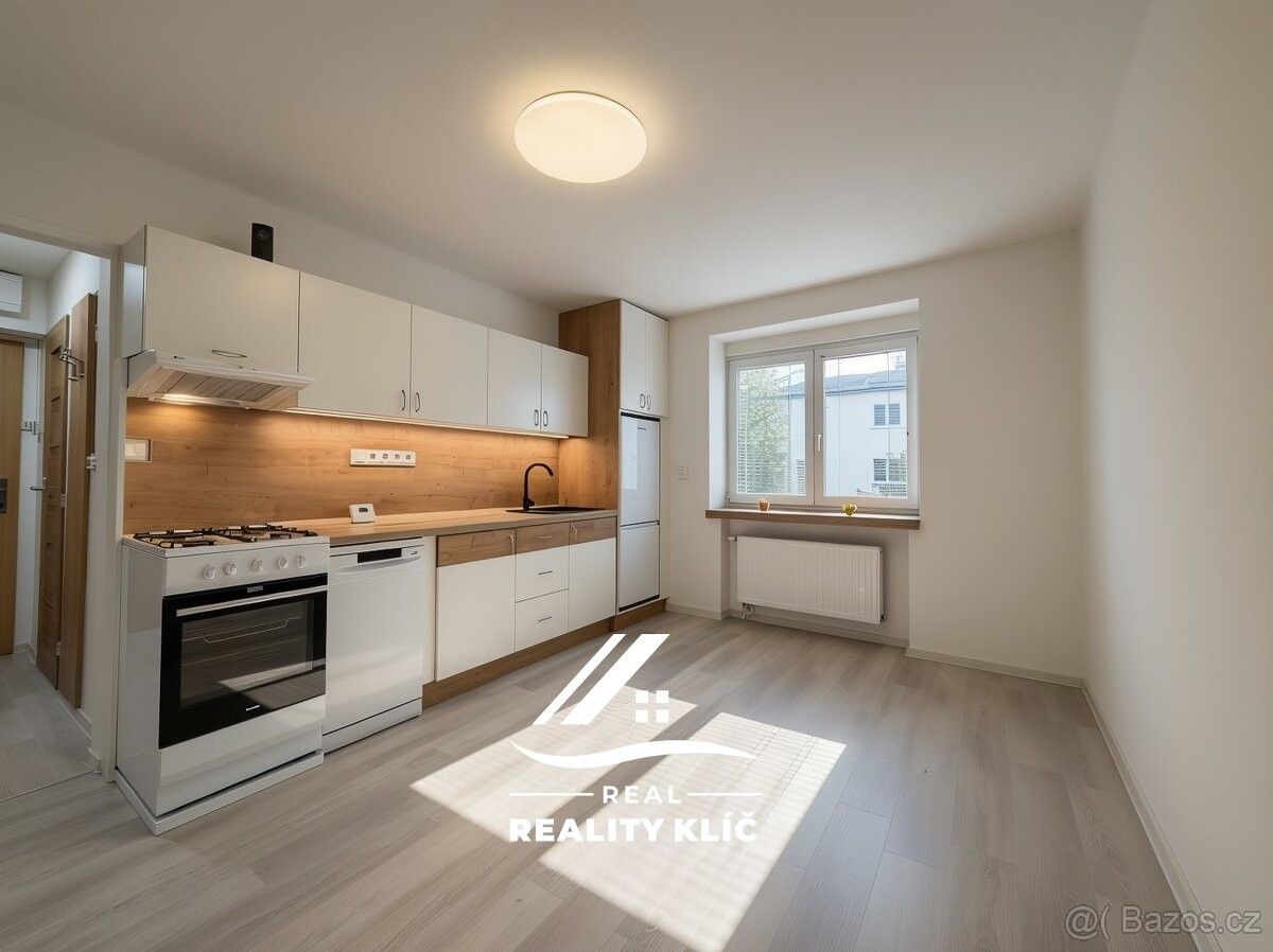 Byty, Ostrava, 700 30