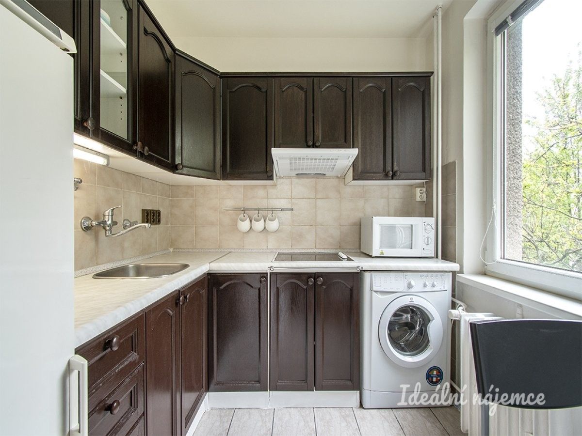 2+kk, V zápolí, Praha, 39 m²