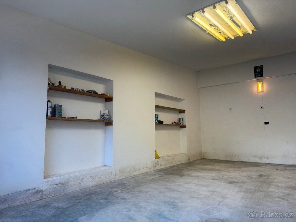 Prodej garáž - České Budějovice, 370 01