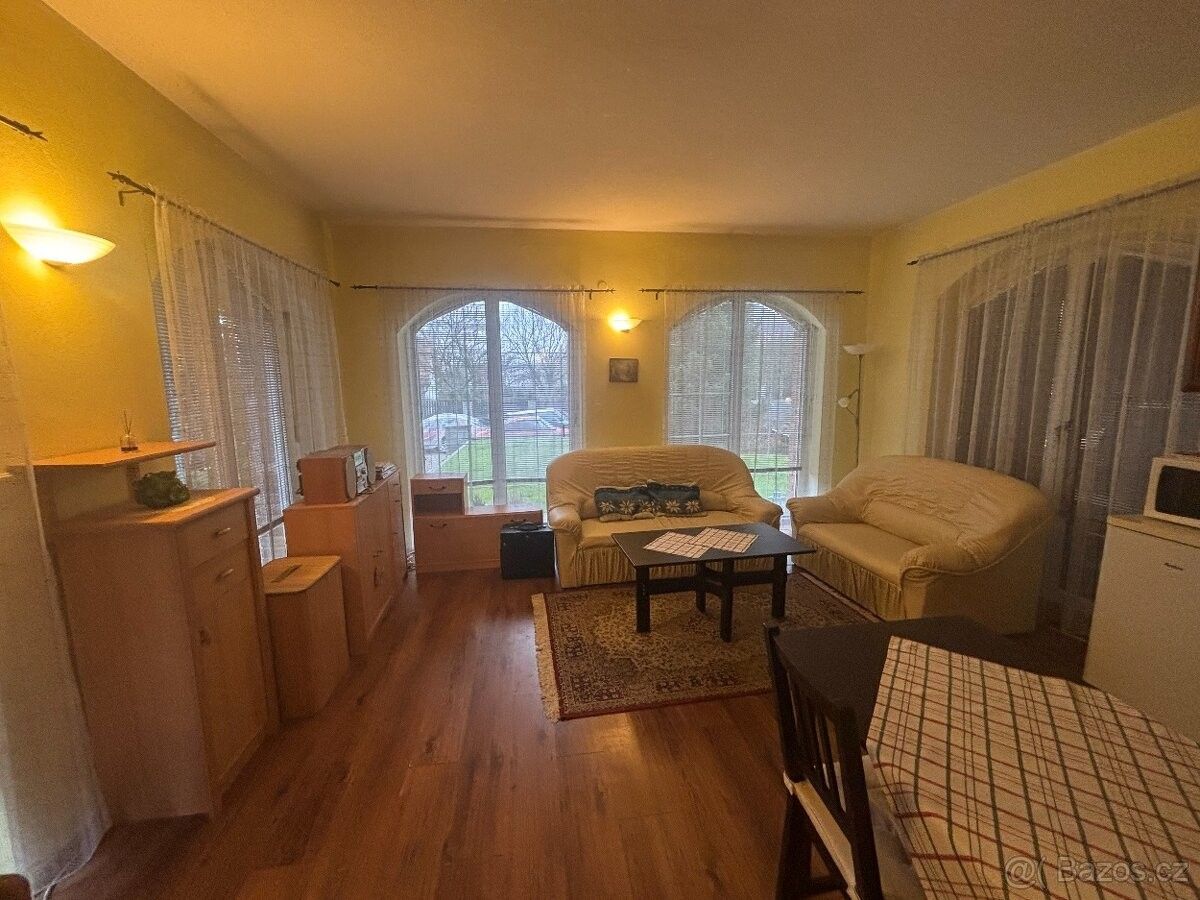 Byty, Moravany u Brna, 664 48