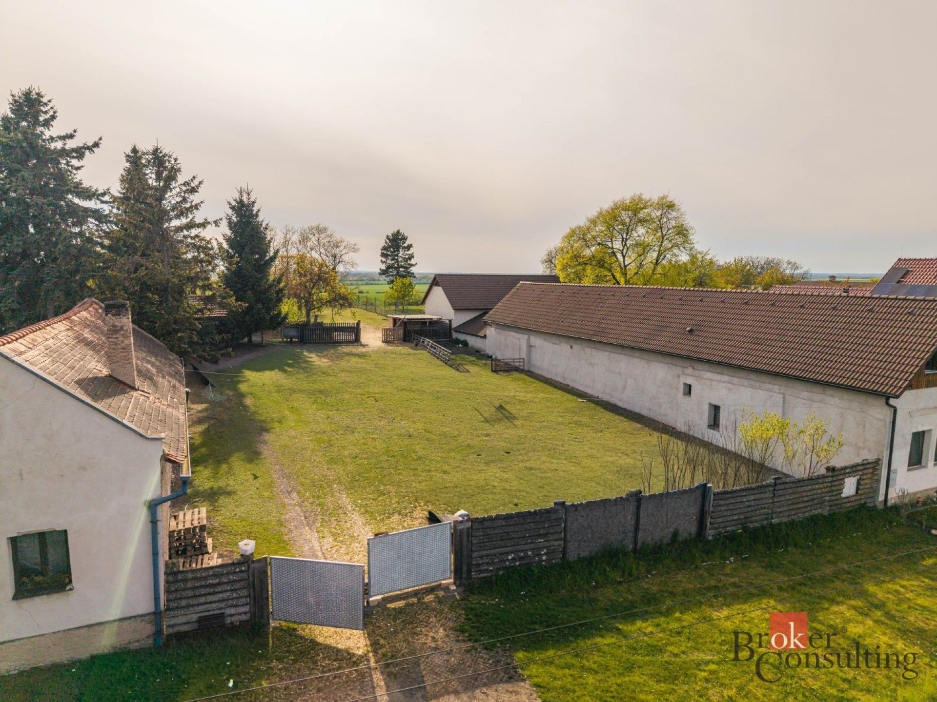 Prodej pozemek pro bydlení - Vlkov pod Oškobrhem, 1 401 m² - 5