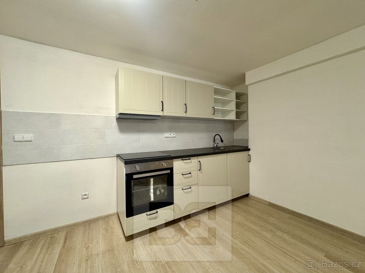 Pronájem byt - Mohelnice, 789 85