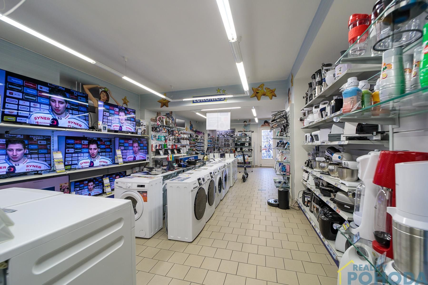 Pronájem obchodní prostory - nám. Přemysla Otakara II., Vysoké Mýto, 100 m²