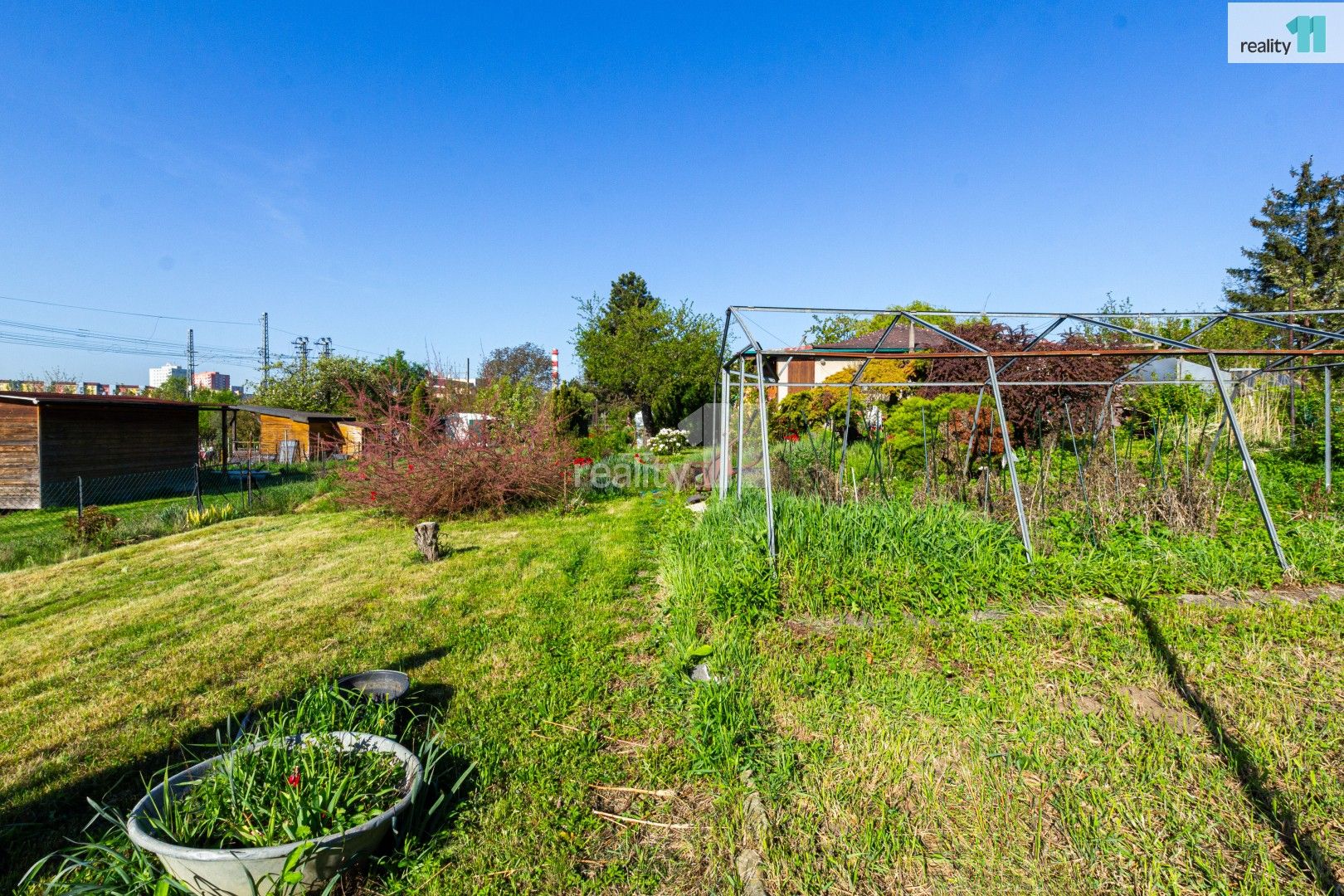 Prodej zahrada - Přetlucká, Praha, 418 m²