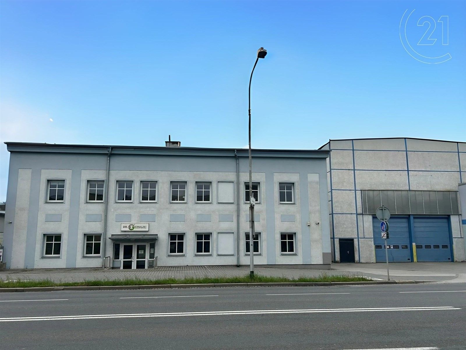 Prodej výrobní prostory - Hulínská, Kroměříž, 2 400 m²
