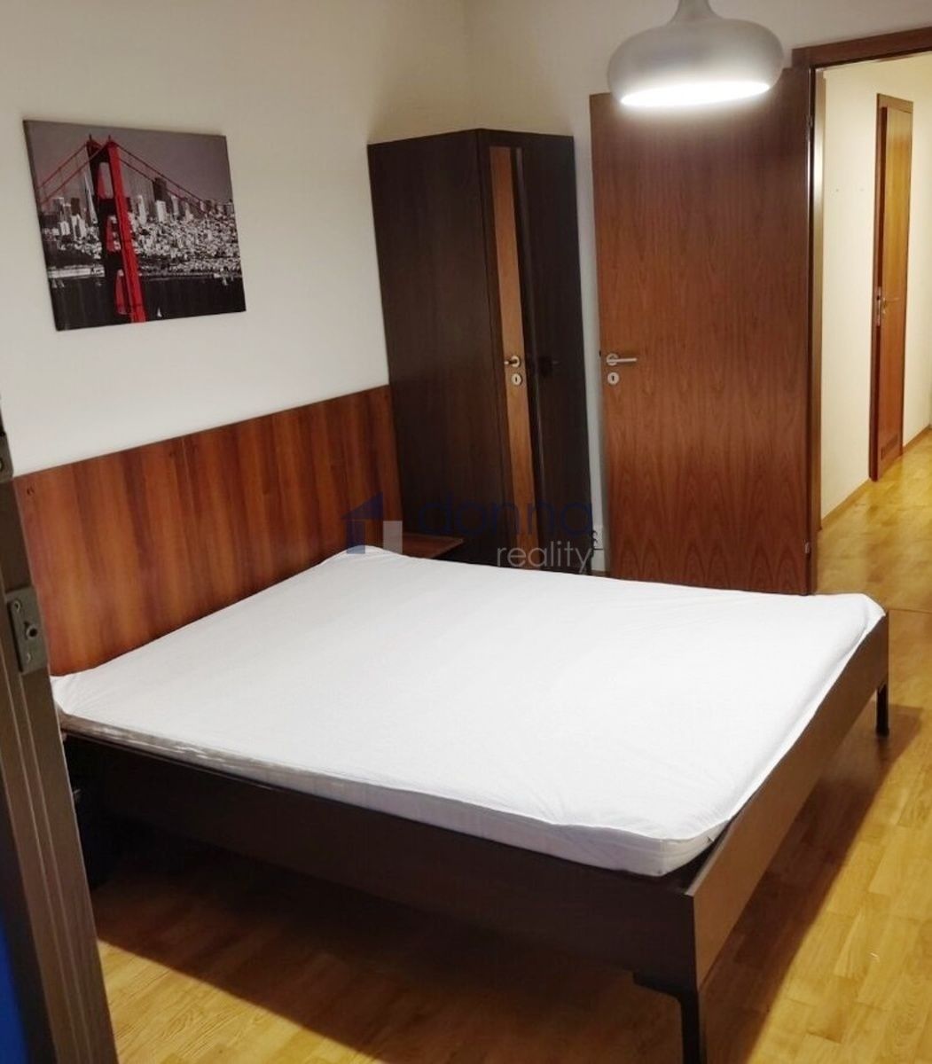 Pronájem byt 2+kk - Jeseniova, Praha Žižkov, 58 m² - 5