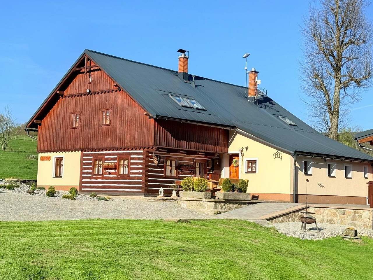 Chaty, Deštné v Orlických horách - Deštné v Orlických horách, Královéhradecký kraj
