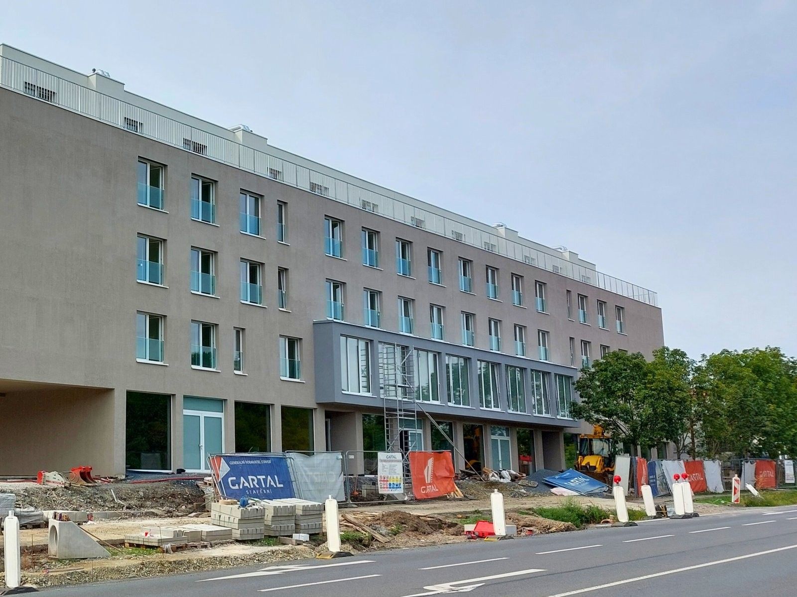 Obchodní prostory · 100 m² · Českobrodská 370, Praha Hostavice - 3