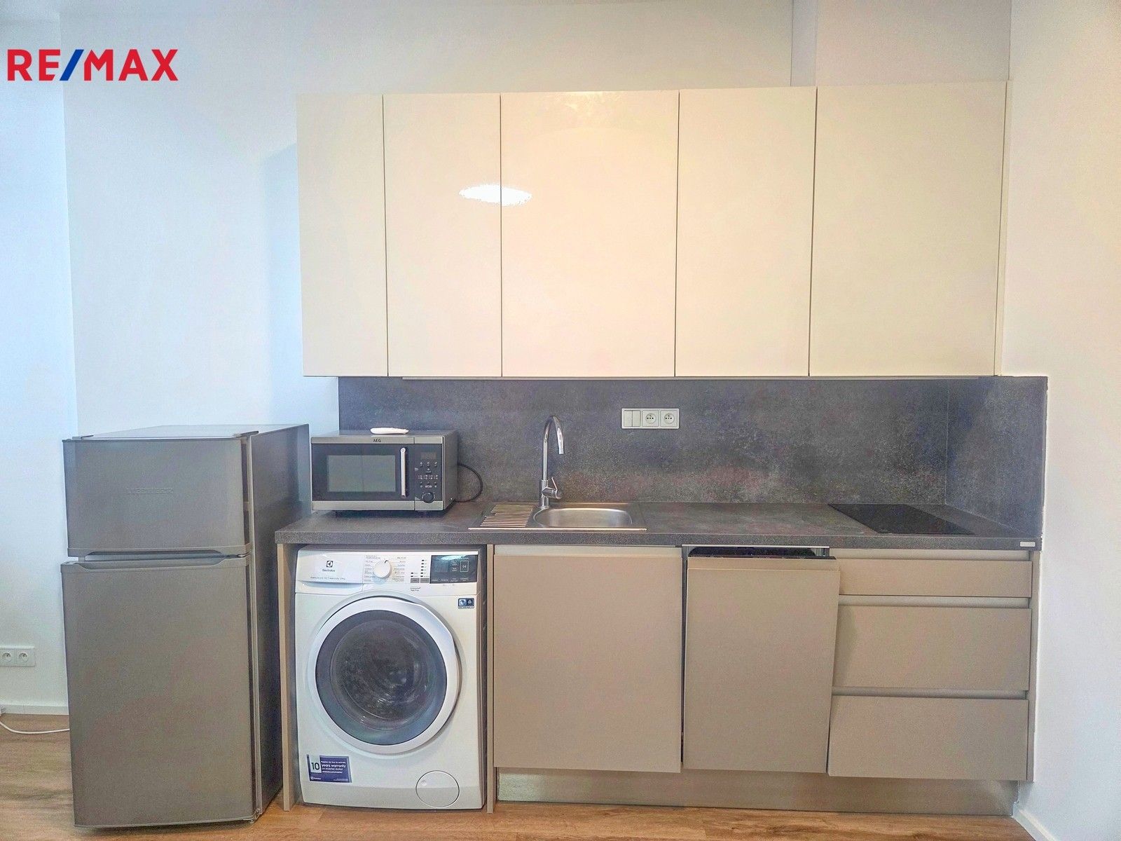 Pronájem byt 1+kk - Žižkova tř. 1915, České Budějovice, 31 m²