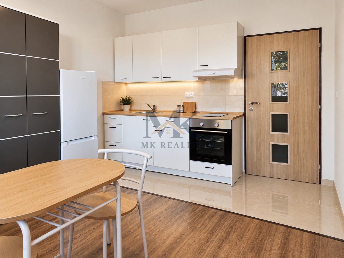 Pronájem byt 1+kk - nám. Přátelství, Prachatice II, 21 m² - 2