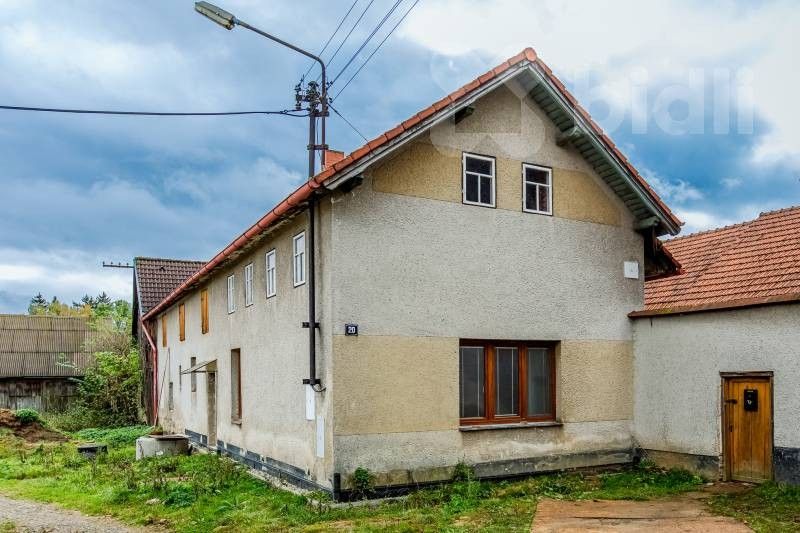 Prodej rodinný dům - Černov, 242 m²