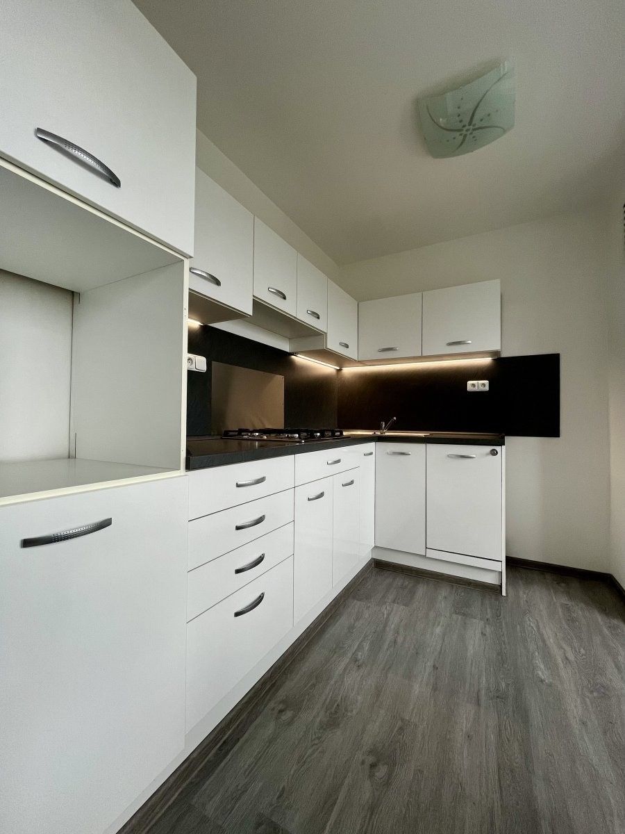 1+1, Ahepjukova, Ostrava, 38 m² - 2