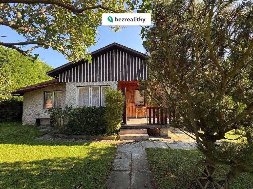 Chaty, U Koupaliště, Náměšť na Hané, 63 m²