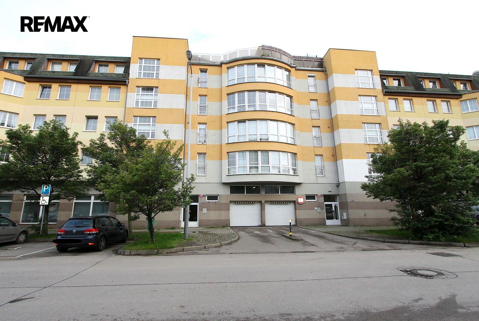 Pronájem byt 4+kk - Voskovcova 1075, Praha Hlubočepy, 140 m² - 5