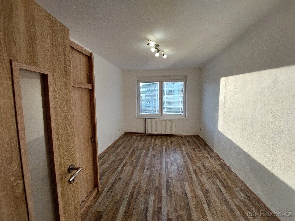 Pronájem byt - Mirotice, 398 01