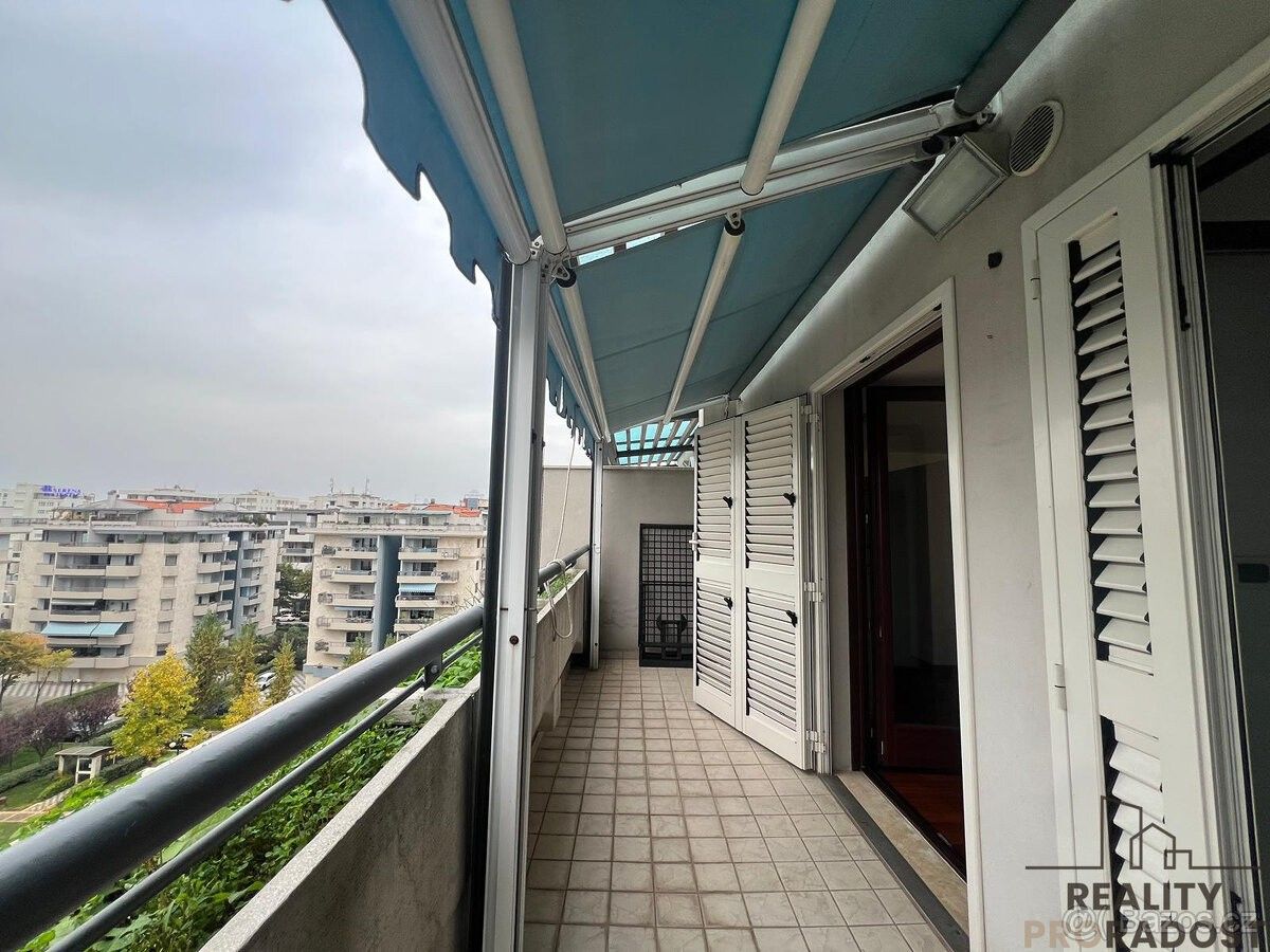 Prodej byt - 987 66, Zahraničí