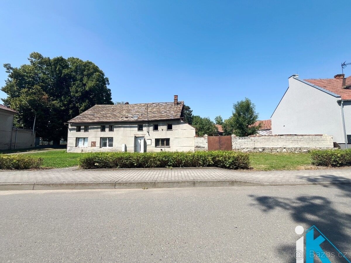 Rodinné domy, Klenovice na Hané, 798 23 - 2