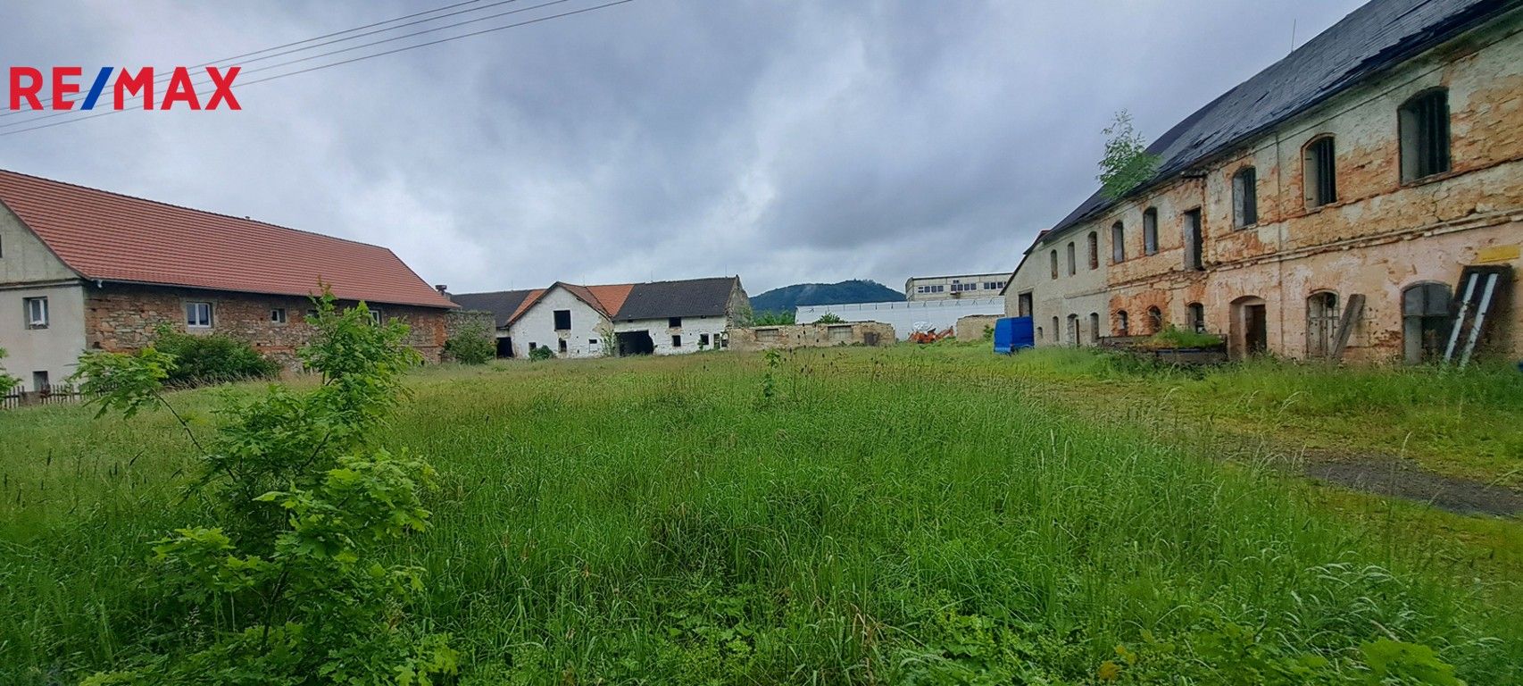 Pozemky pro bydlení, Okna, 3 m²