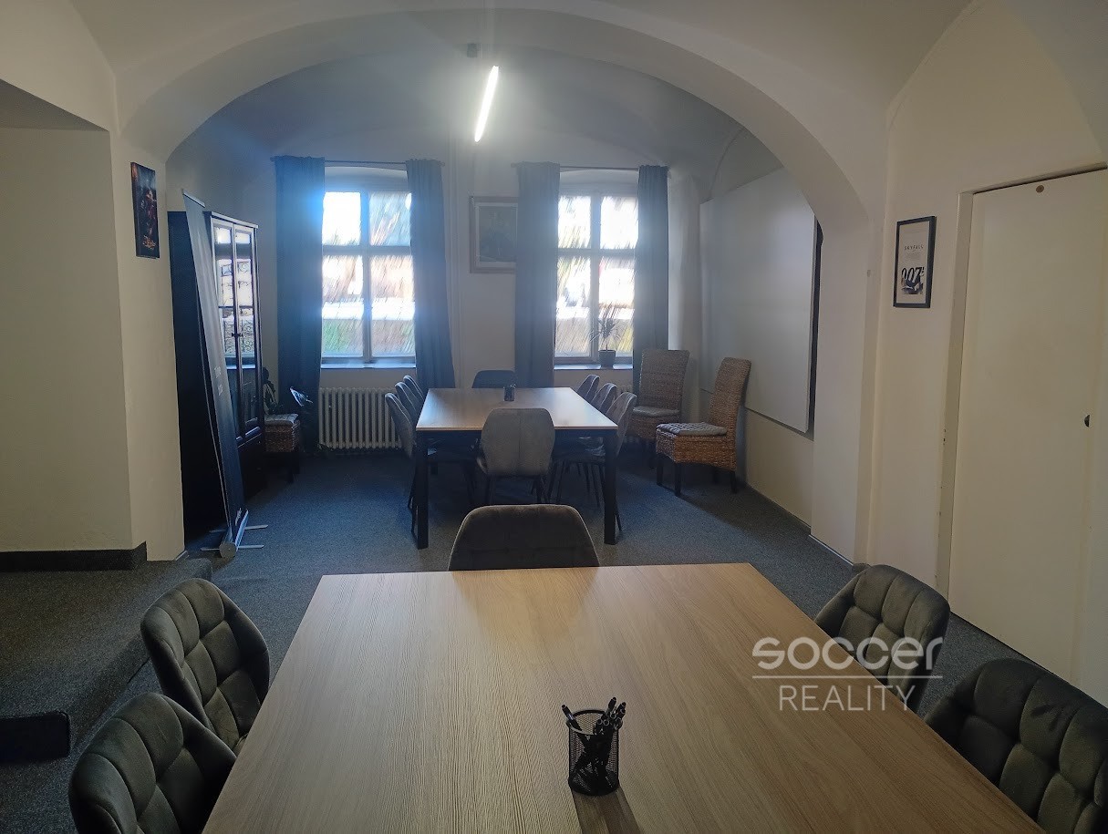 Kancelář · 56 m² · Na Zátorce, Praha - 4