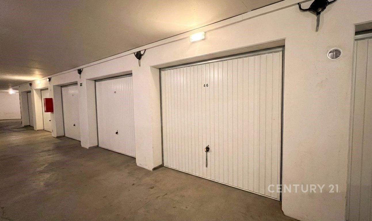 Prodej garáž - Bellova 914, Brno, 15 m²