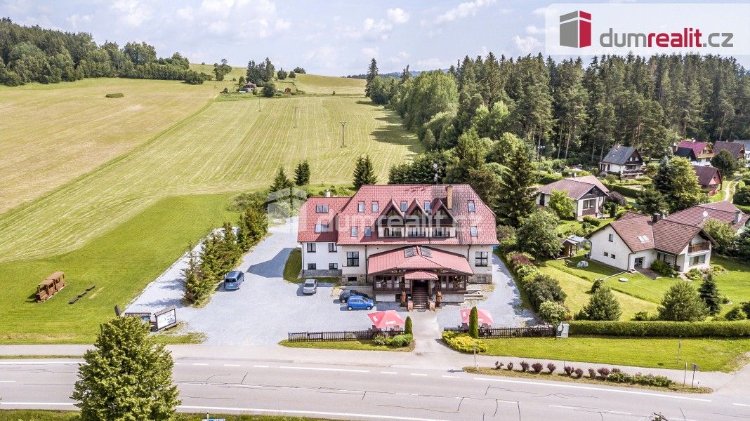 Ubytovací zařízení, Hůrka, Horní Planá, 1 320 m²