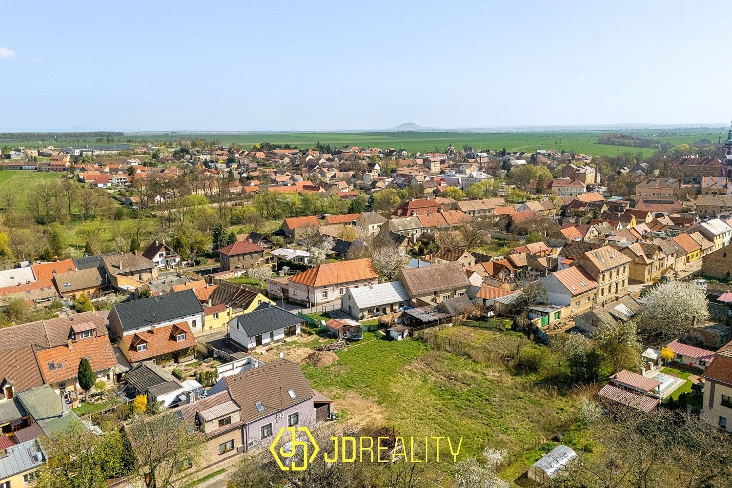 Pozemek pro bydlení, 766 m²