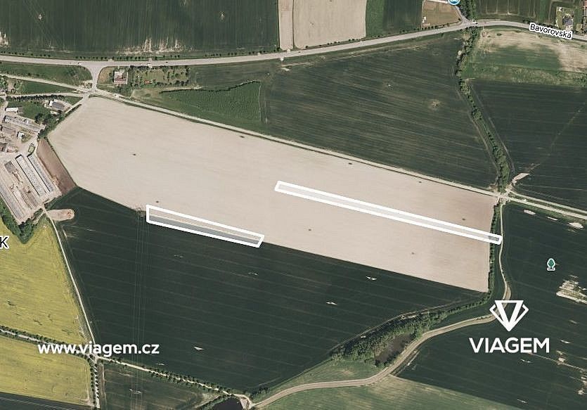 Zemědělský pozemek, 2 464 m²