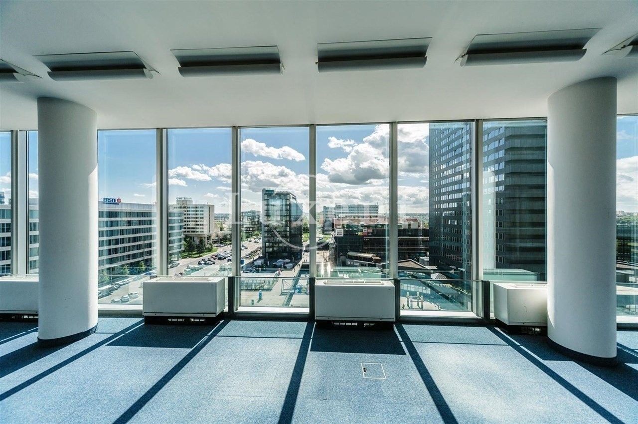 Kanceláře, Olbrachtova  , Praha, 320 m²