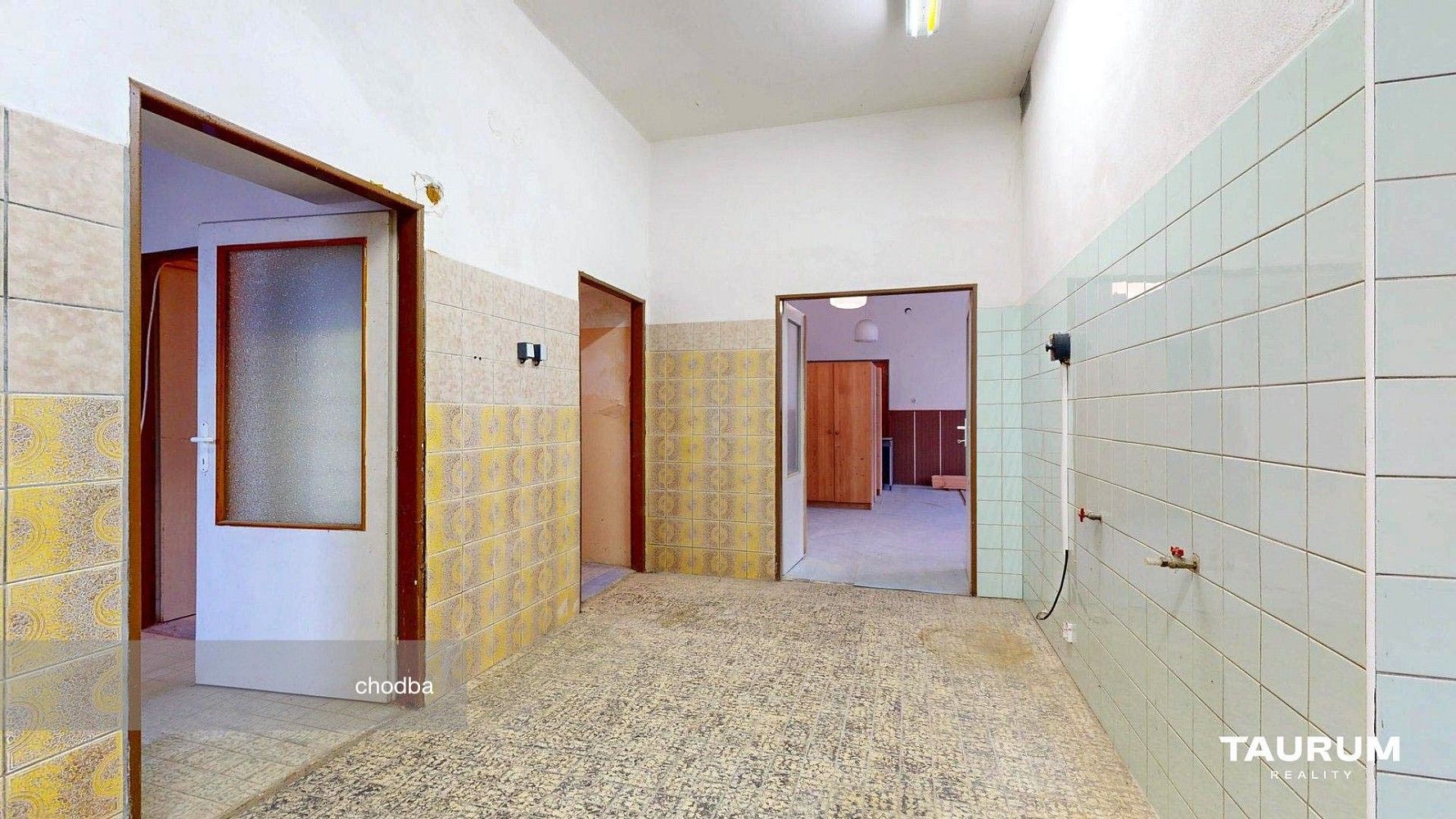 Rodinný dům · 525 m² · Roupov, okres Plzeň-jih, Plzeňský kraj - 4