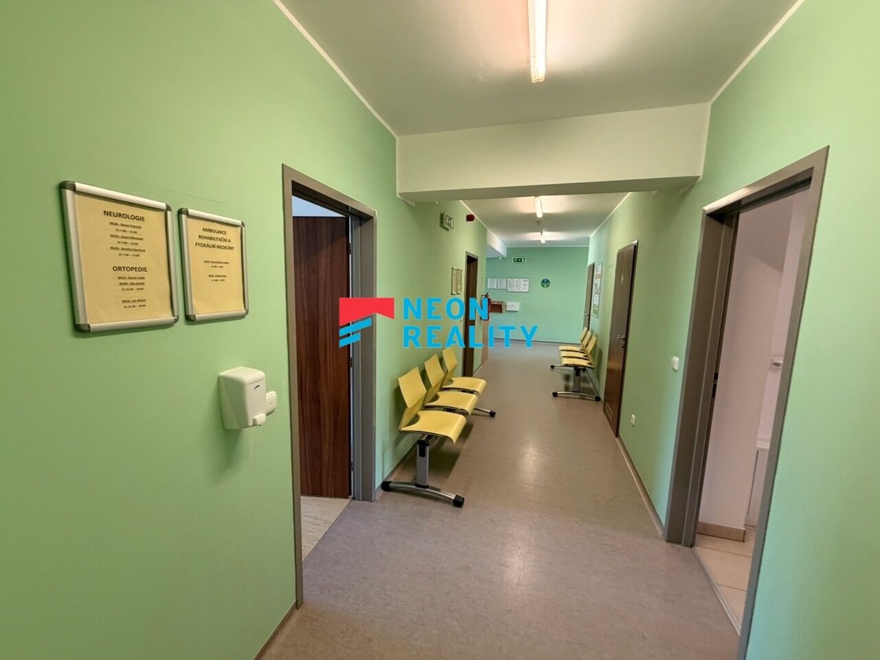 Pronájem komerční - U Nemocnice 837, Ostrava Petřkovice, 24 m² - 5