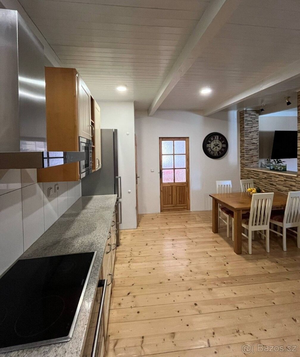 Rodinné domy, Velvary, 273 24