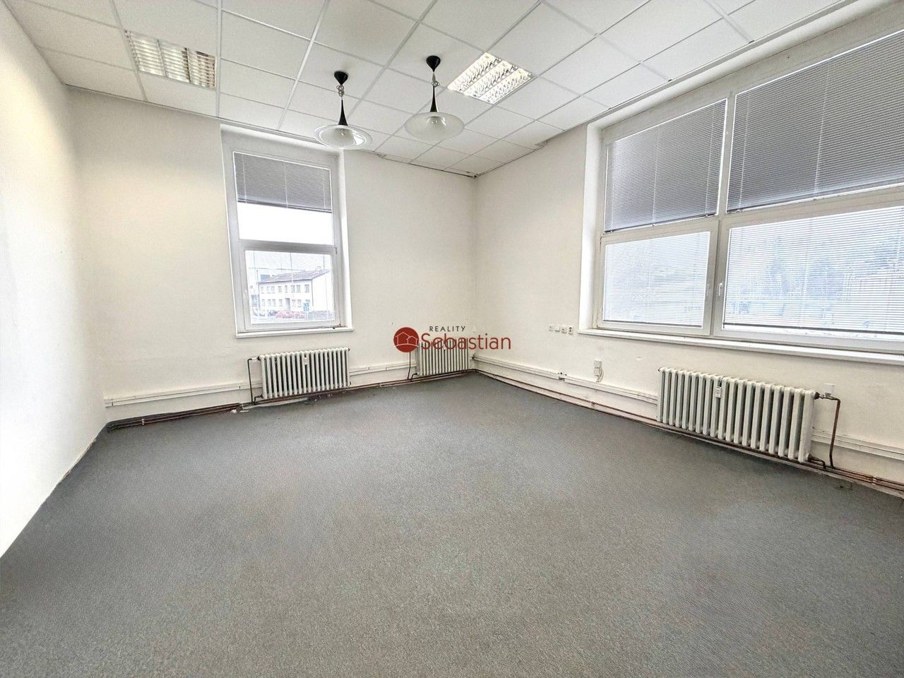 Kanceláře, Křemešnická, Pelhřimov, 69 m²