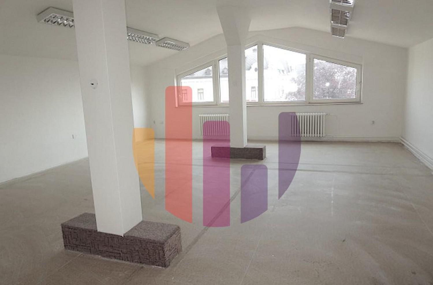 Obchodní prostory, Krnov - Pod Bezručovým vrchem, okres Bruntál, Moravskoslezský kraj, 87 m² - 2
